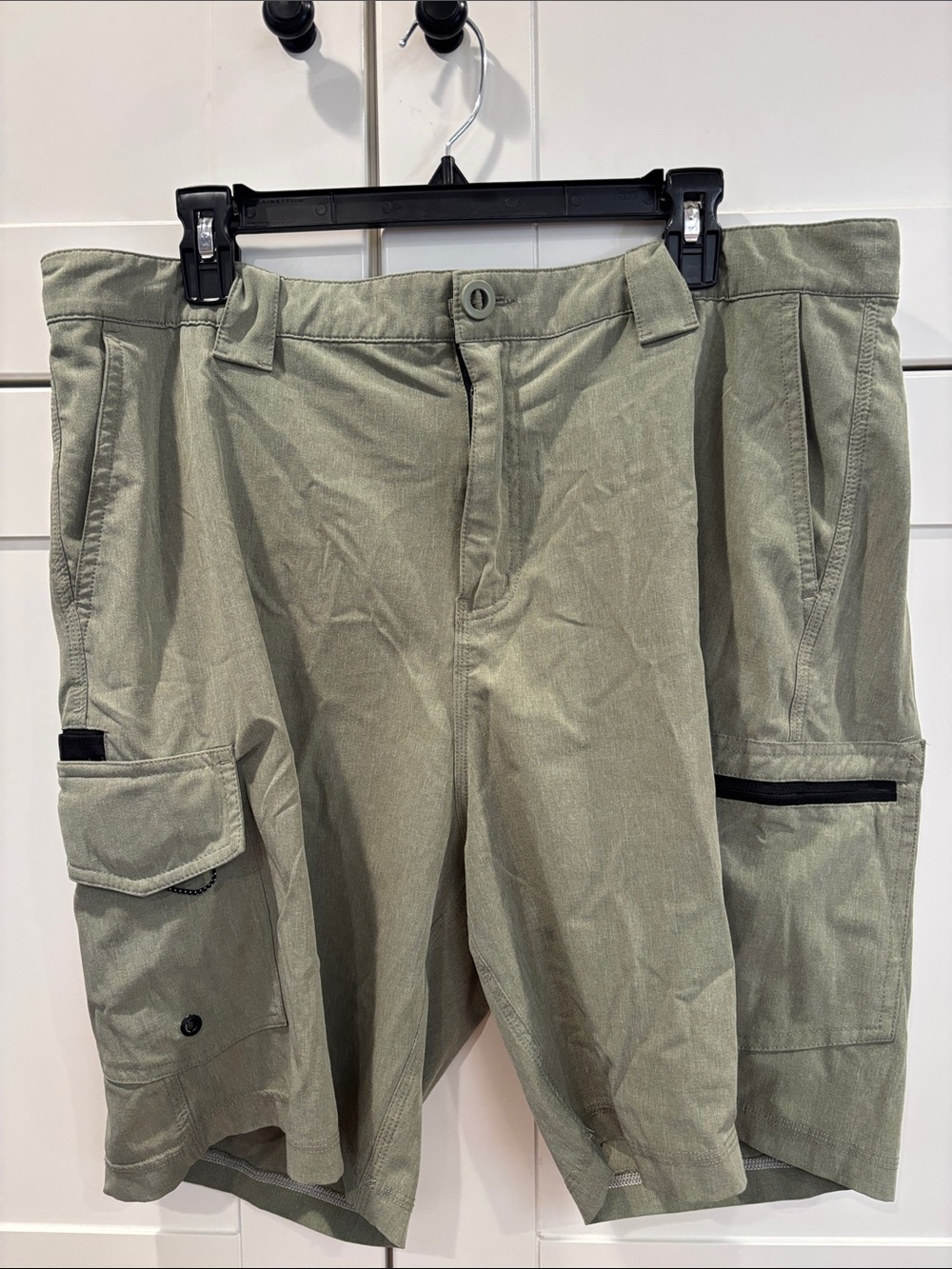 Men's Olive Cargo Shorts